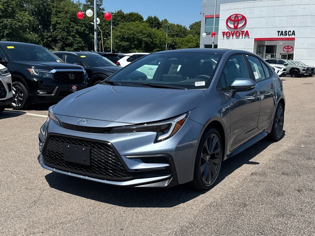 New 2026 Celestite with Midnight Black Metallic roof Toyota XSE image 3