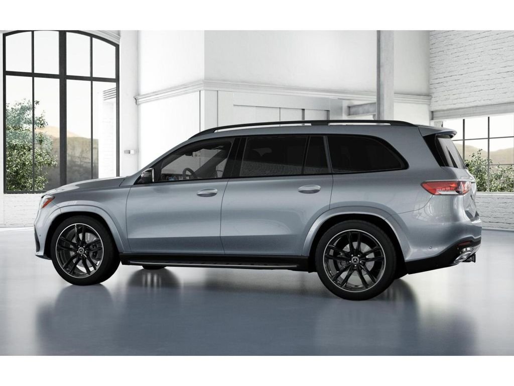 Used 2025 Silver Mercedes-Benz GLS 580 image 32