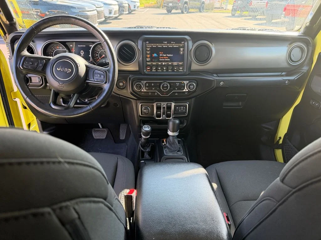 2023 Jeep Gladiator WILLYS - Photo 15