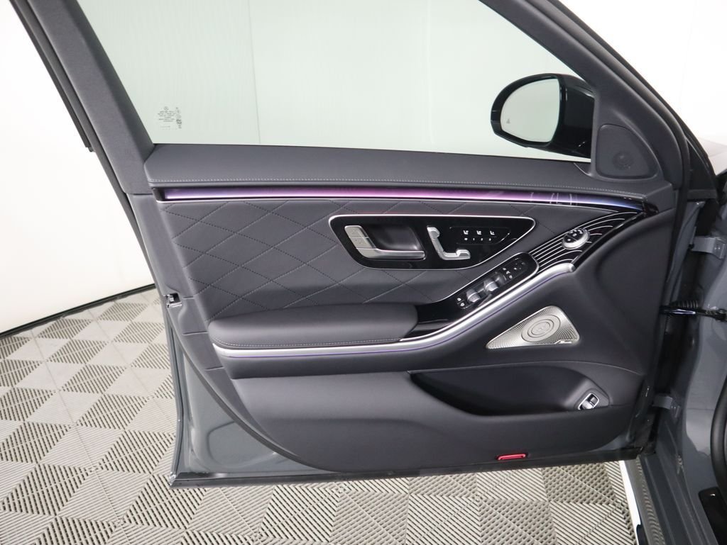 2026 Mercedes-Benz S-Class S 580 - Photo 26