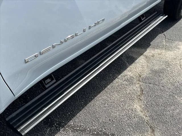 New 2026 Glacier White Tricoat GMC Denali Ultimate image 19