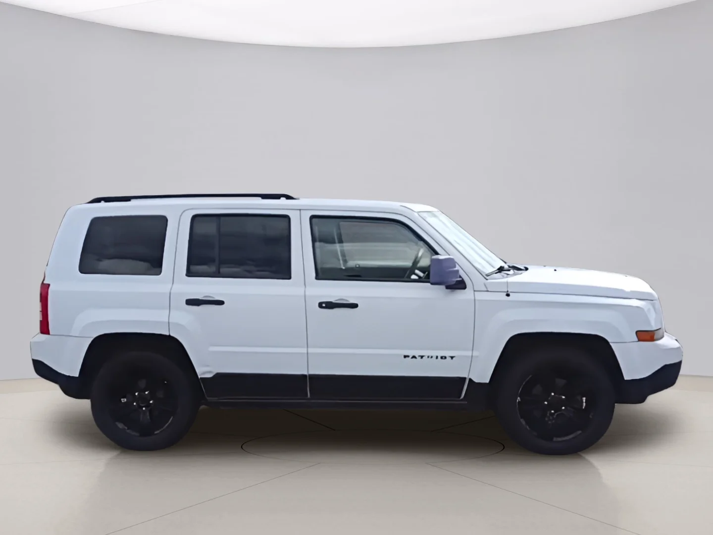 Used 2015 White Jeep SPORT image 10