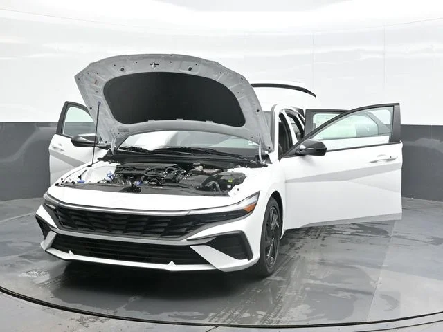 New 2026 White Hyundai SEL Sport image 30