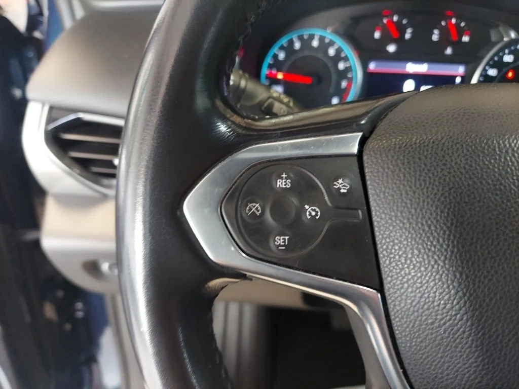 Used 2022 Blue Chevrolet LT image 12
