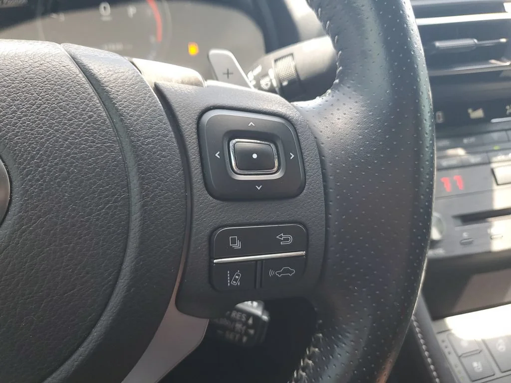 Used 2021 Black Lexus F SPORT image 22