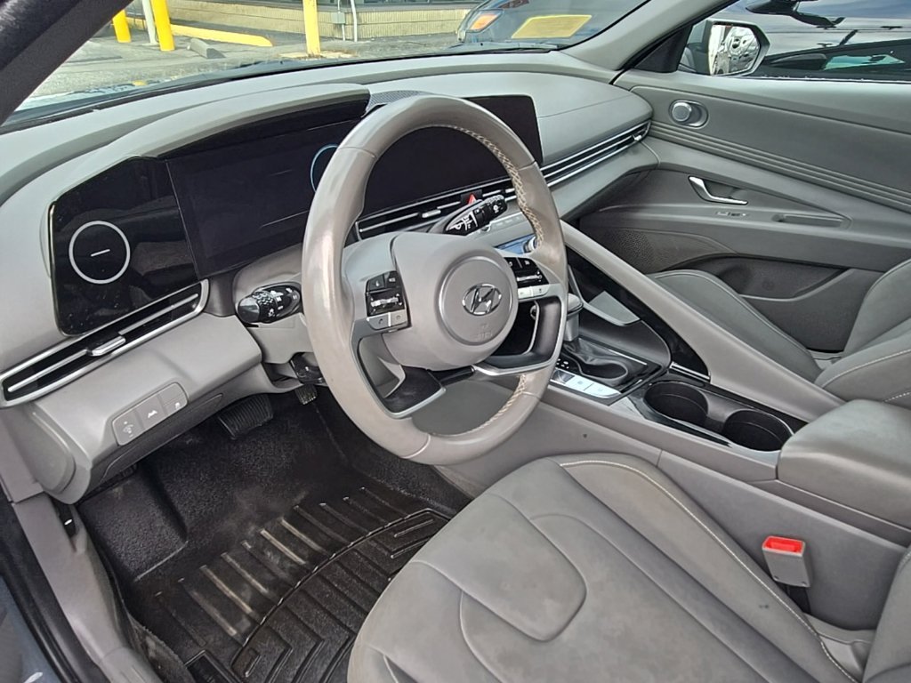 Used 2023 Gray Hyundai SEL image 13
