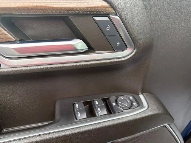 Used 2024 Lakeshore Blue Metallic Chevrolet LT (2FL) image 26