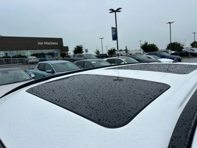 Used 2025 White Hyundai Calligraphy Night Edition image 14