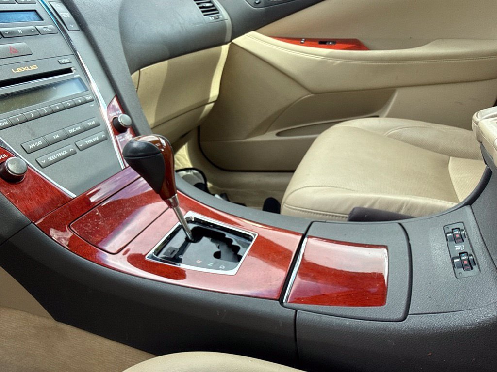 Used 2007 Golden Almond Metallic Lexus 350 image 14