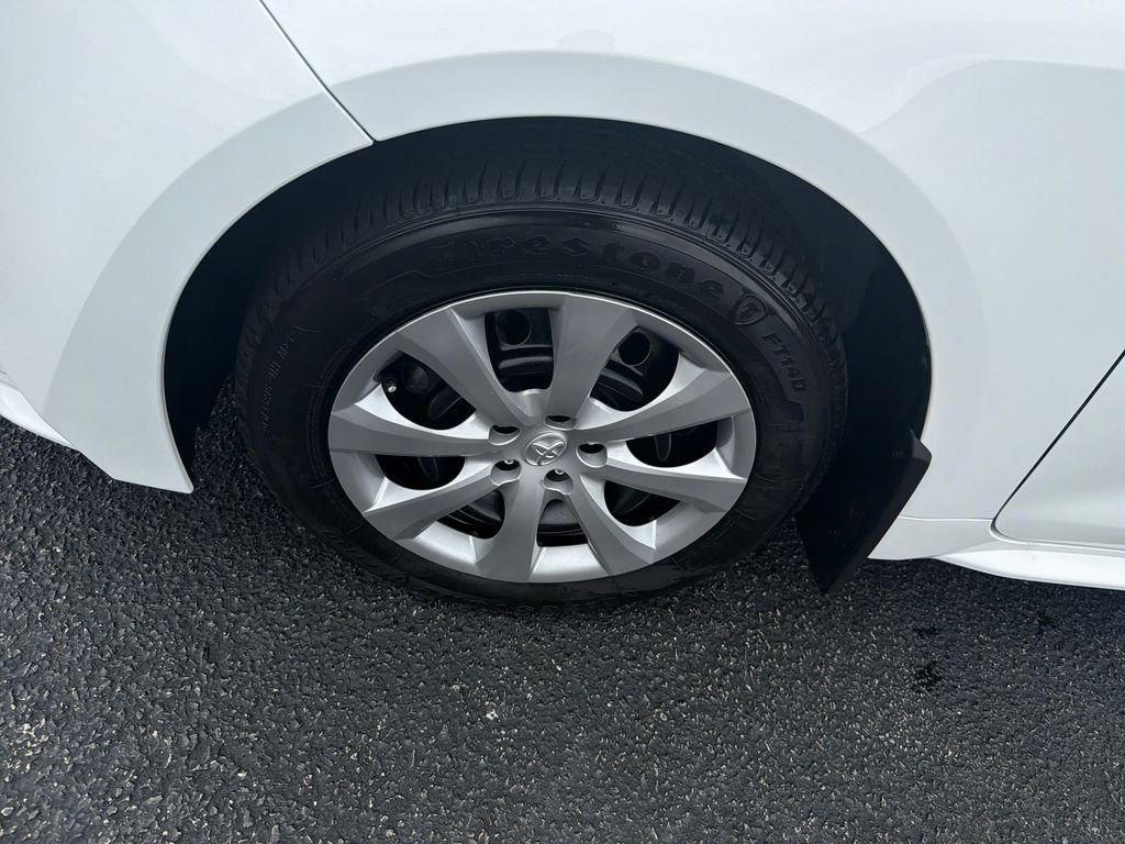 New 2026 White Toyota LE image 26