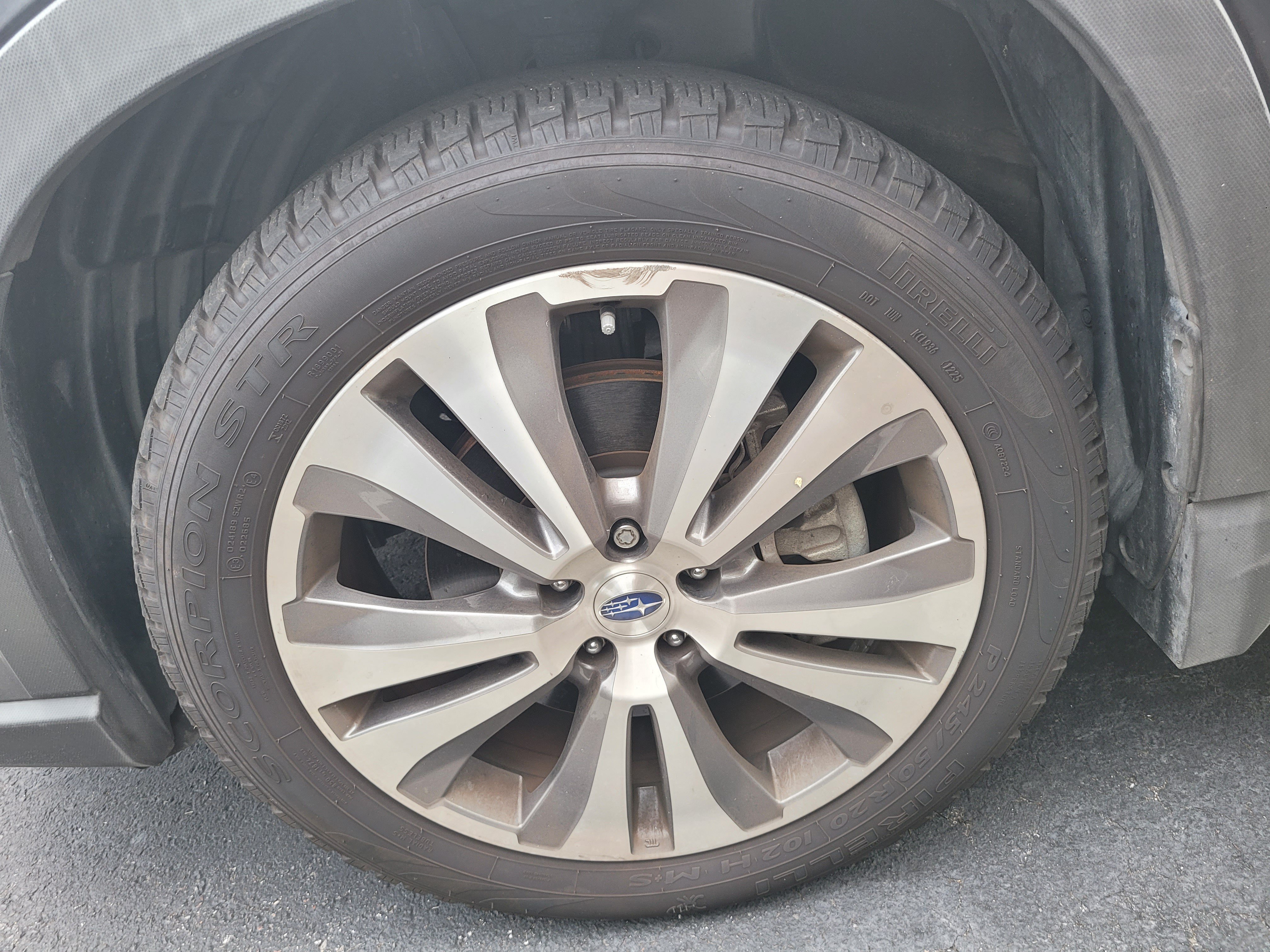 Used 2020 Magnetite Gray Metallic Subaru Touring image 9