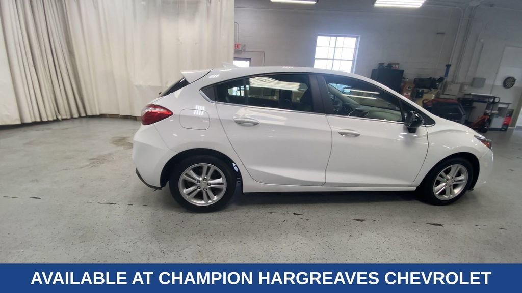 Used 2017 SUMMIT WHITE Chevrolet LT image 11
