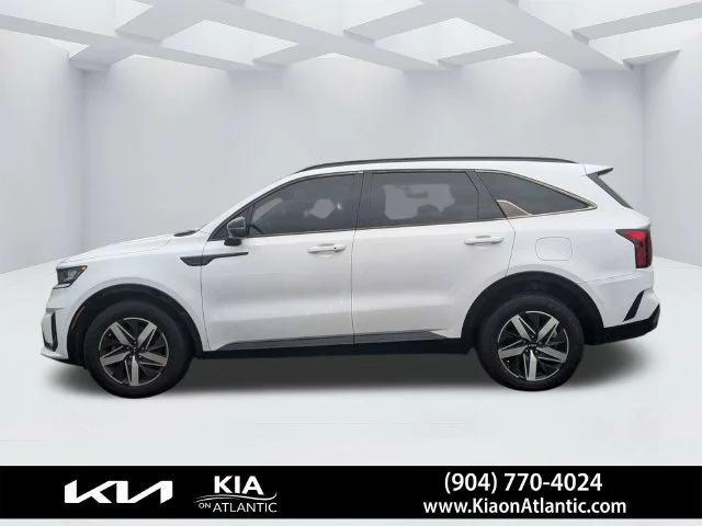 Used 2023 White Kia EX image 6