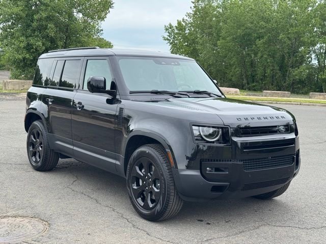 New 2026 Santorini Black Land Rover S image 7