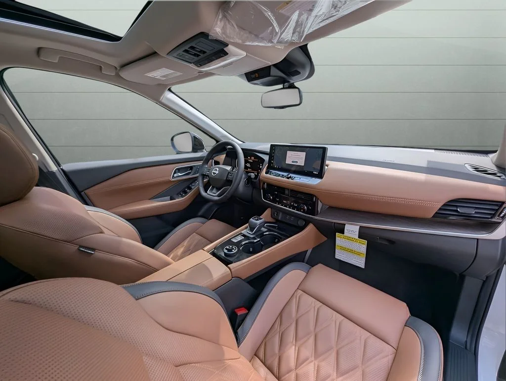 New 2026 White Nissan Platinum image 29