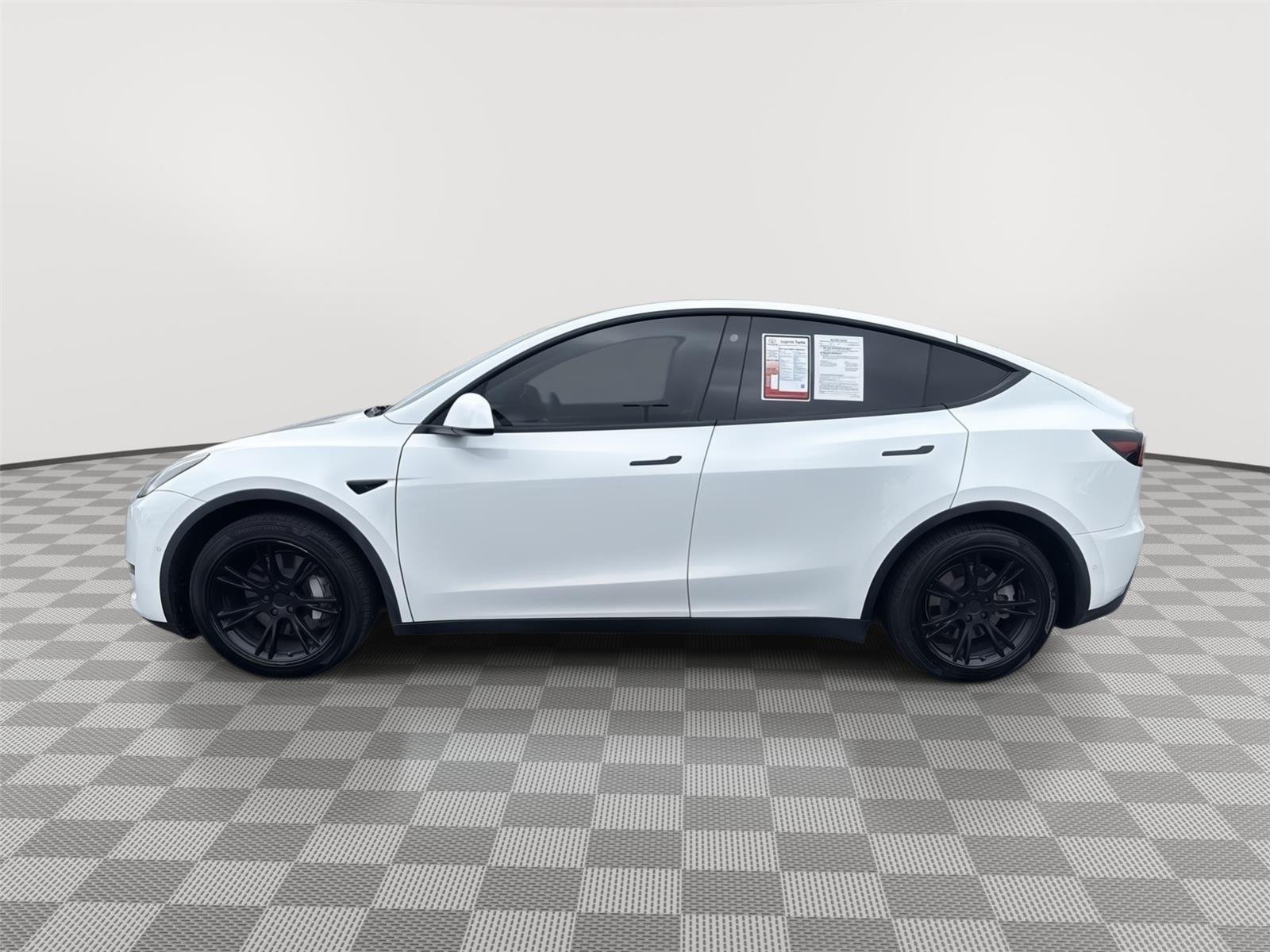 Used 2021 Pearl White Multi-Coat Tesla Long Range image 9