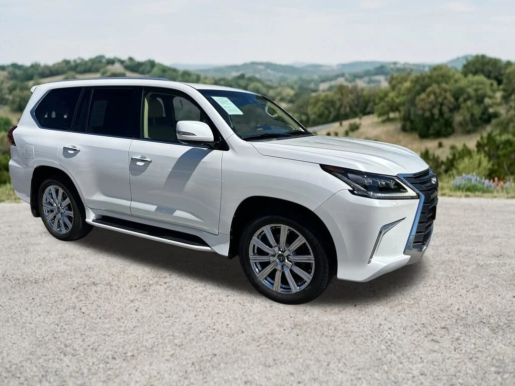 2020 Lexus LX 600 570 THREE-ROW's photo