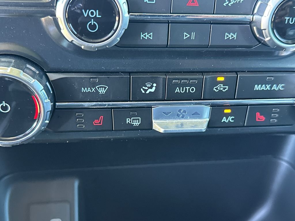 New 2026 Marsh Gray Ford XLT image 29