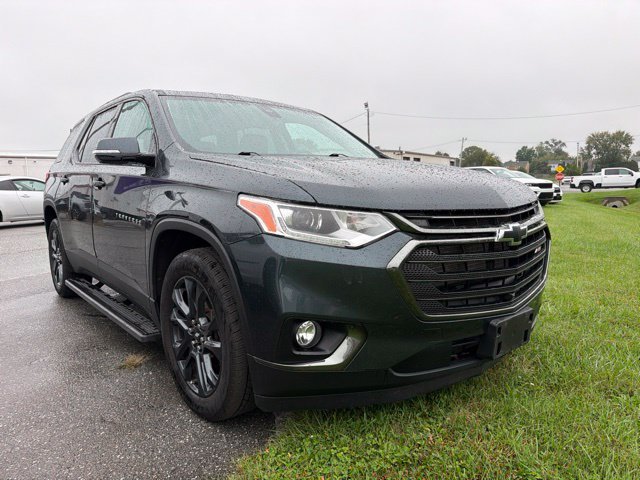 Used 2020 GRAPHITE METALLIC Chevrolet RS image 1