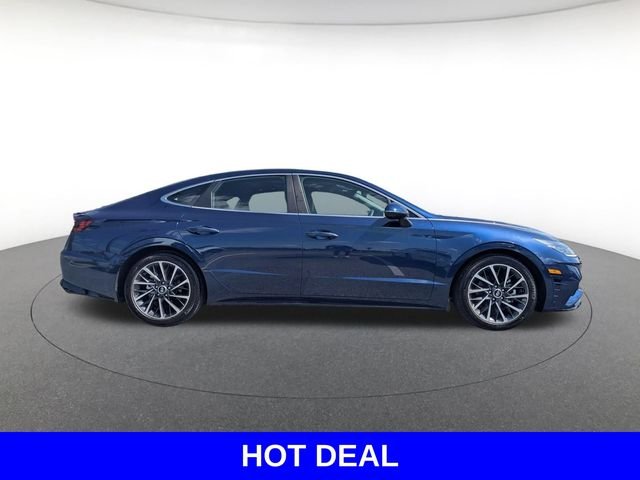 Used 2021 Blue Hyundai Limited image 10