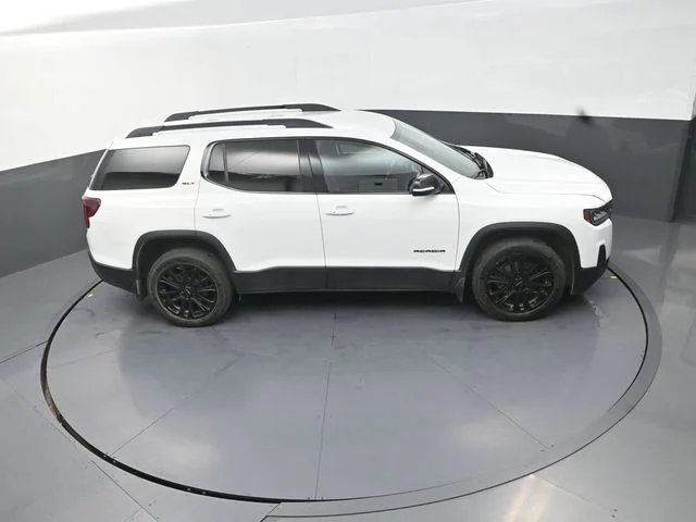 Used 2023 White GMC SLT image 29