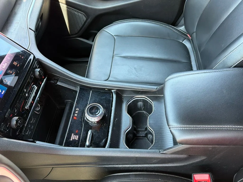 Used 2024 Metallic Jeep Limited image 33