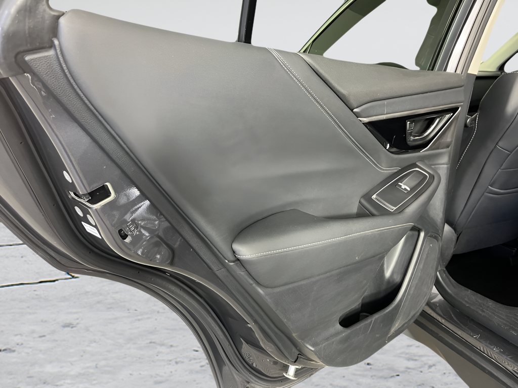 2022 Subaru Outback Limited - Photo 11