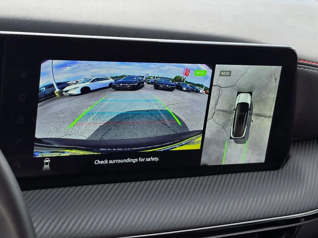 Used 2025 Blue Nissan SR image 5