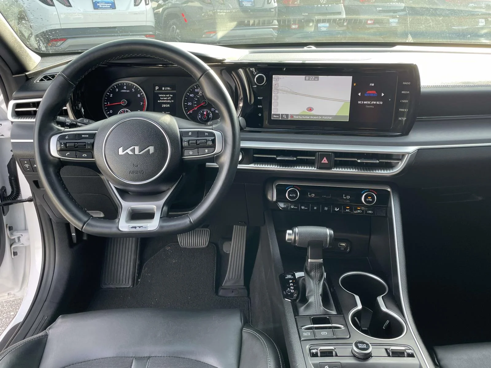 Used 2024 White Kia GT-Line image 4