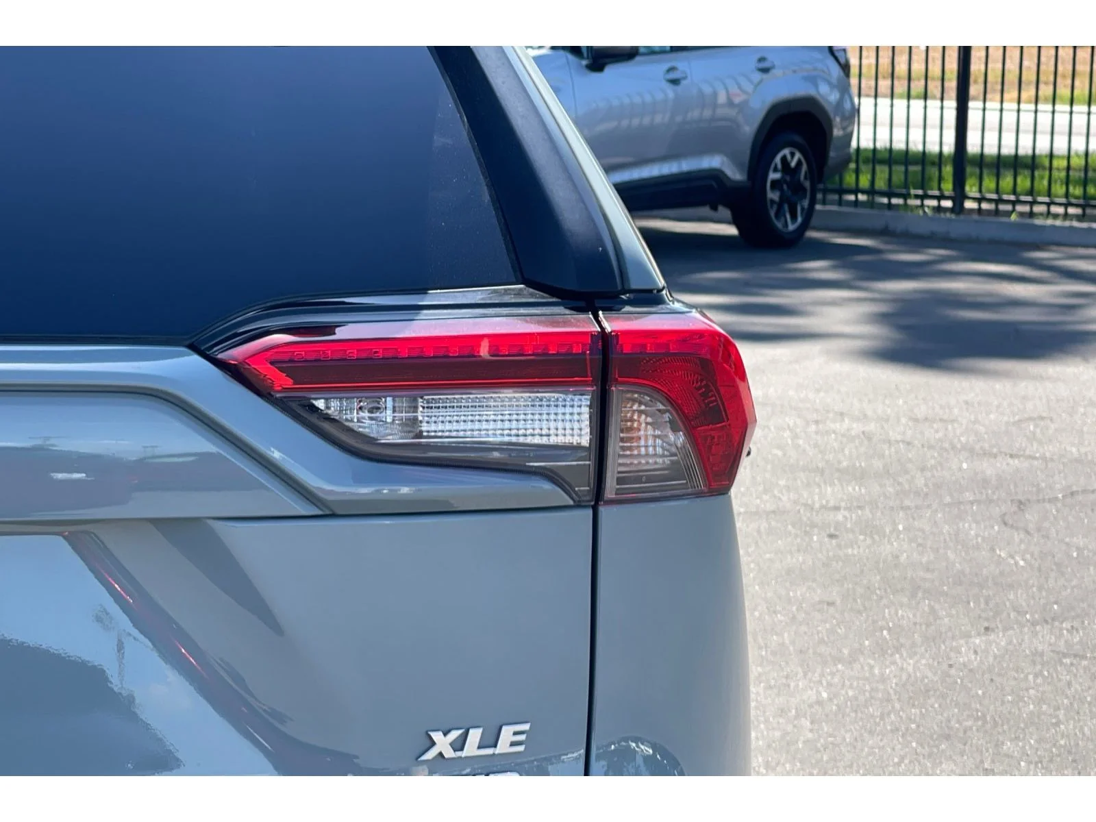 Used 2022 Lunar Rock Toyota XLE Premium image 48
