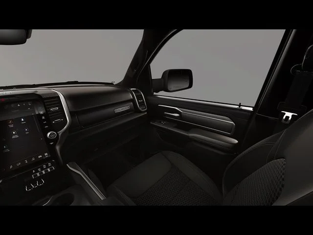 New 2026 Diamond Black Crystal Pearl-Coat Exterior Paint RAM Big Horn/Lone Star image 7