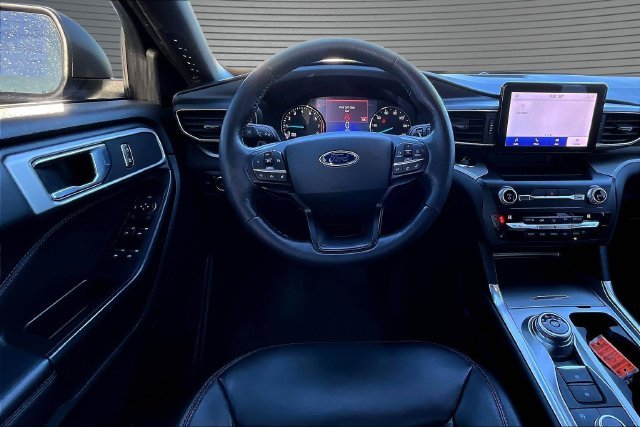 Used 2020 Silver Ford XLT image 8