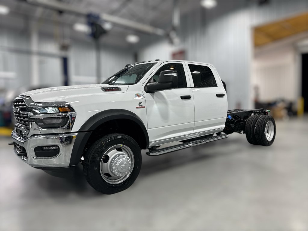 2025 RAM 4500 Tradesman 4X4 Crew Cab DRW 197" WB's photo