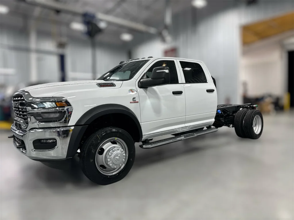 2025 RAM 4500 Tradesman 4X4 Crew Cab DRW 197" WB's photo
