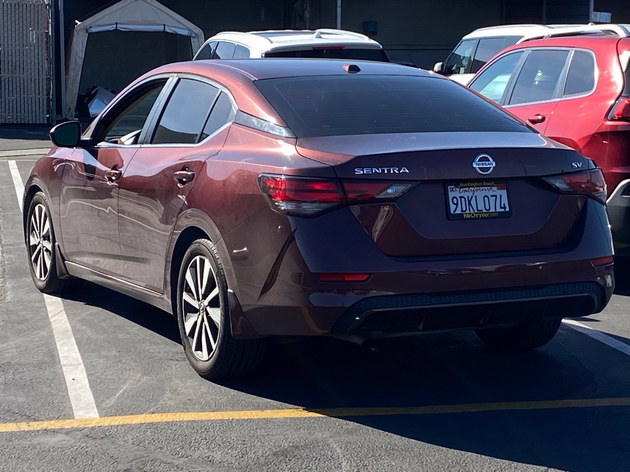 Used 2022 Rosewood Nissan SV image 3