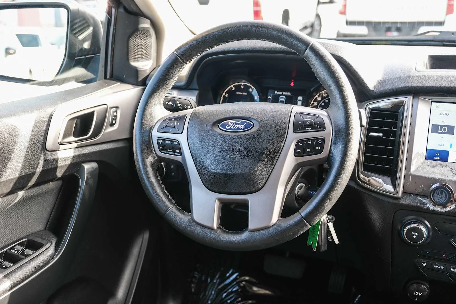 Used 2022 Iconic Silver Metallic Ford XLT image 16