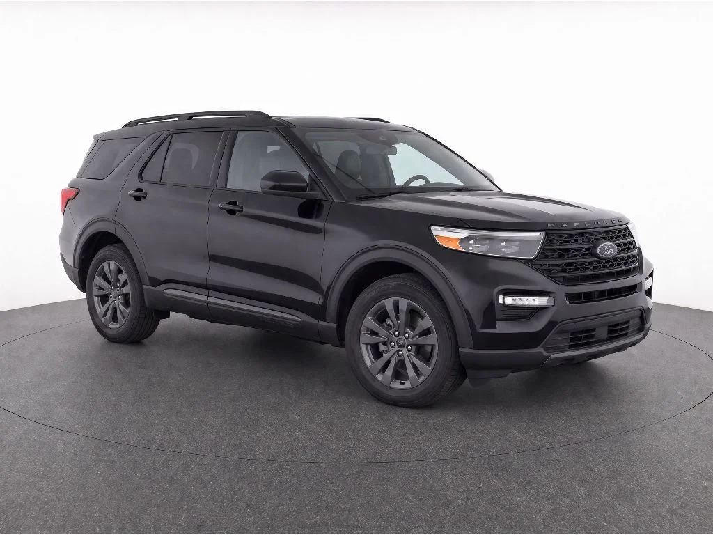 Used 2023 Agate Black Ford XLT image 2