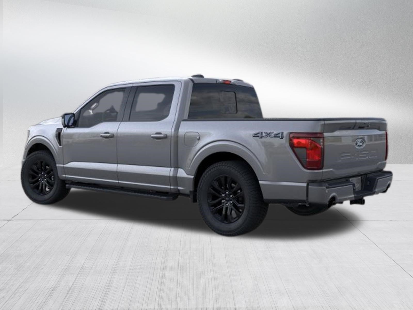 New 2026 Carbonized Gray Metallic Ford XLT image 6