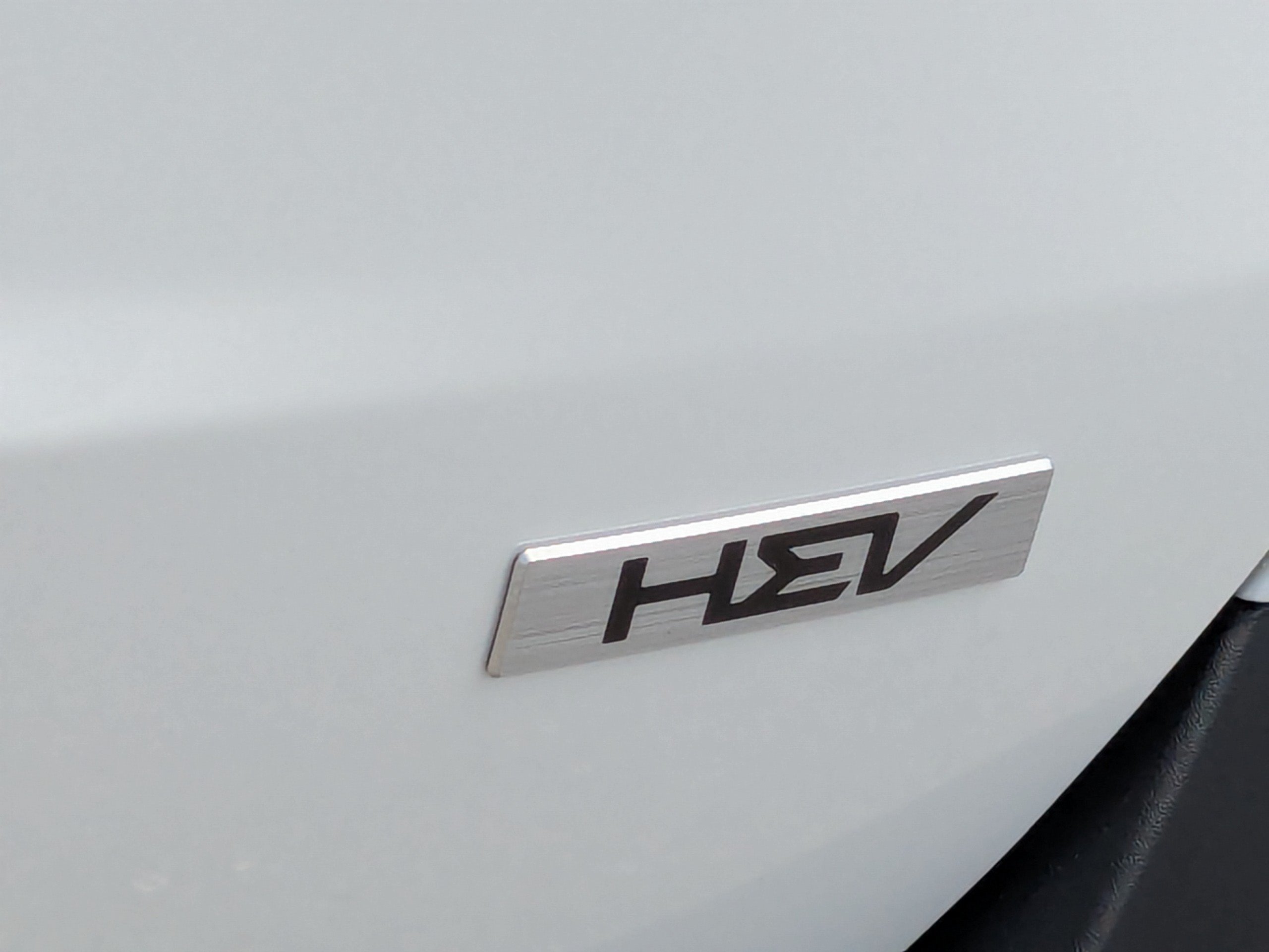 New 2026 Snow White Pearl Kia EX image 14