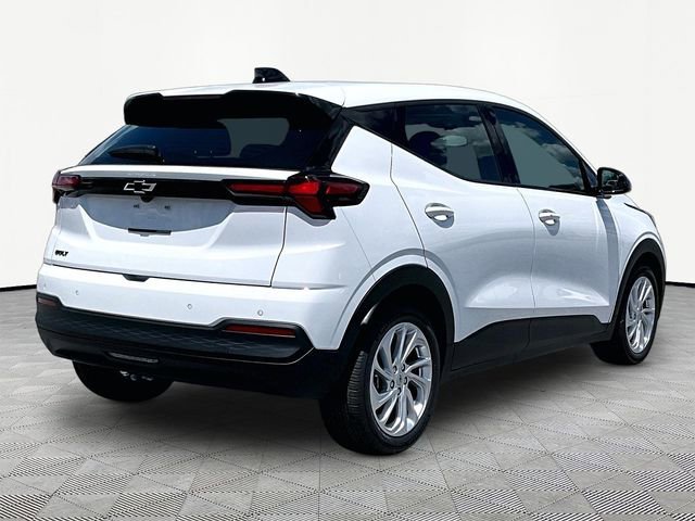 New 2027 Summit White Chevrolet LT image 6