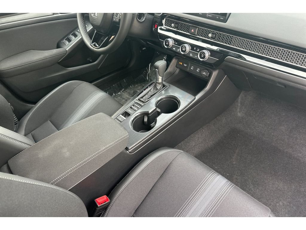 2026 Honda Civic Hatchback Sport - Photo 17