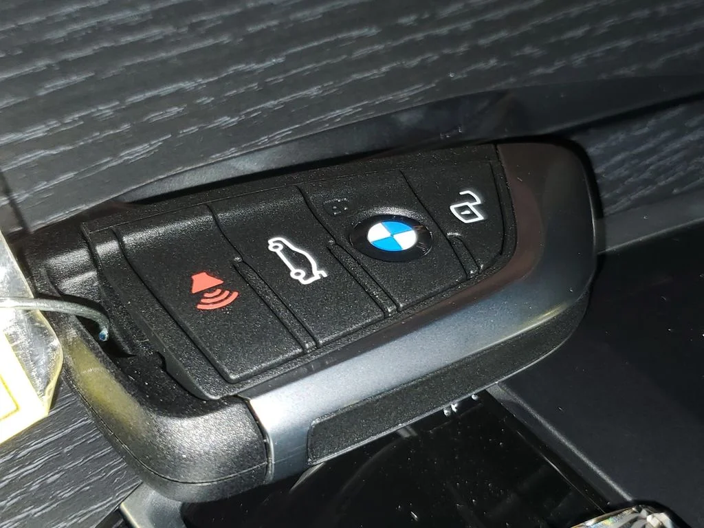 New 2026 Jet Black BMW 330i image 25
