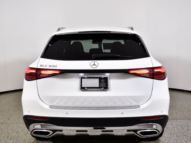 New 2027 Polar White Mercedes-Benz GLC 300 image 5