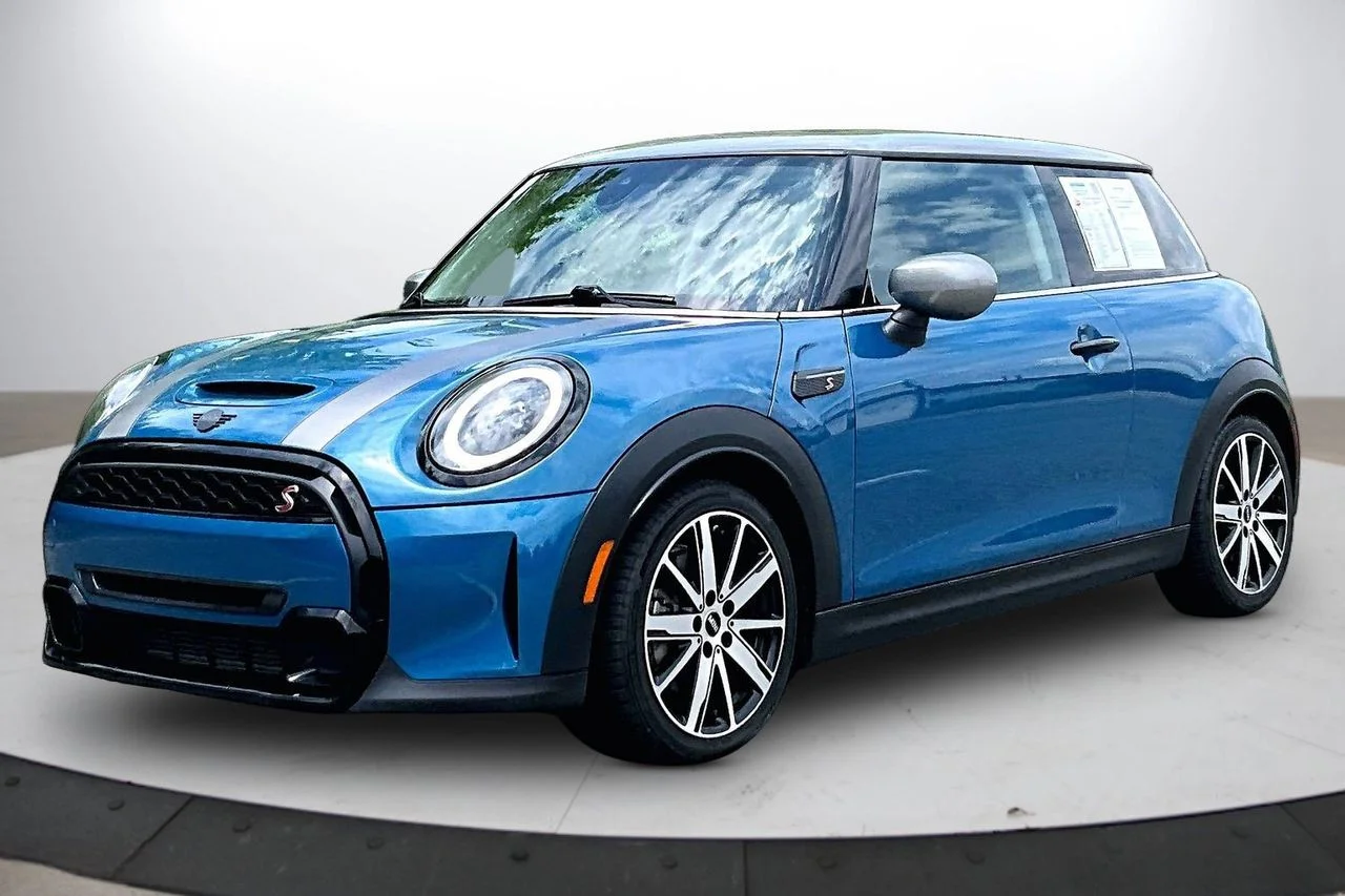 Certified Used 2023 Blue MINI Base image 4
