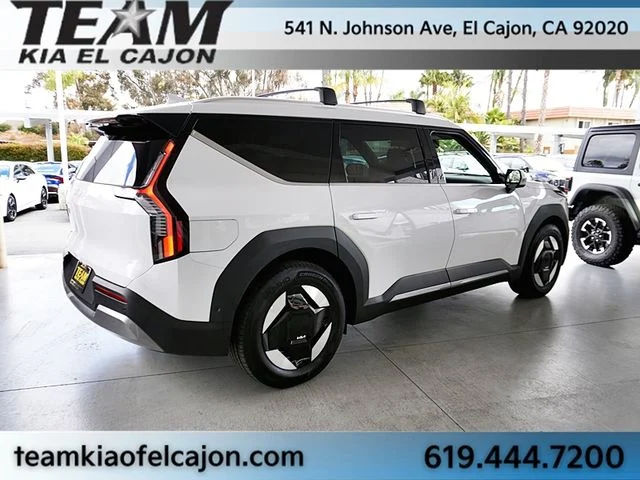 2026 Kia EV9 Wind - Photo 8