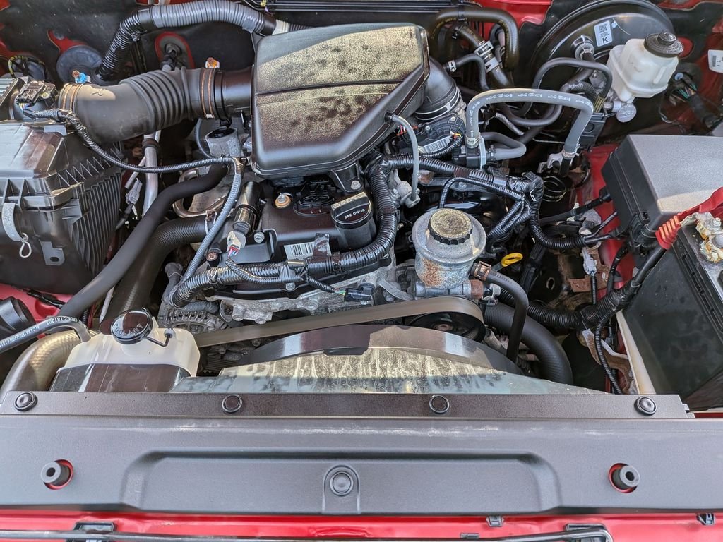 Used 2019 Red Toyota SR image 28