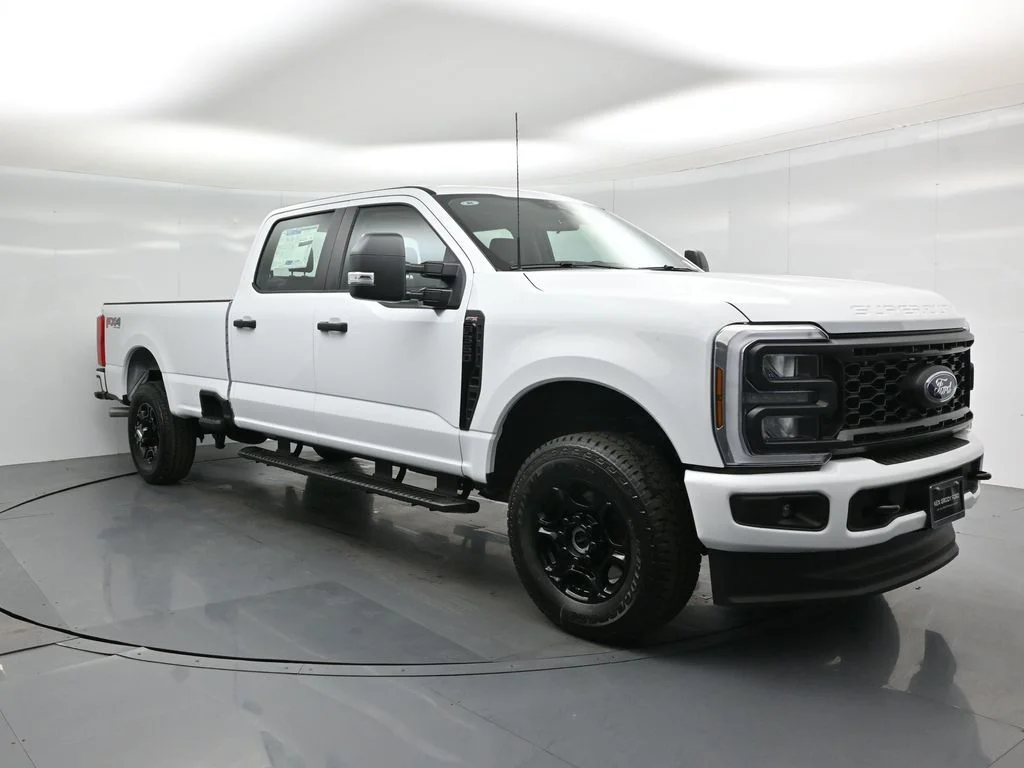 New 2026 Oxford White Ford XL image 50