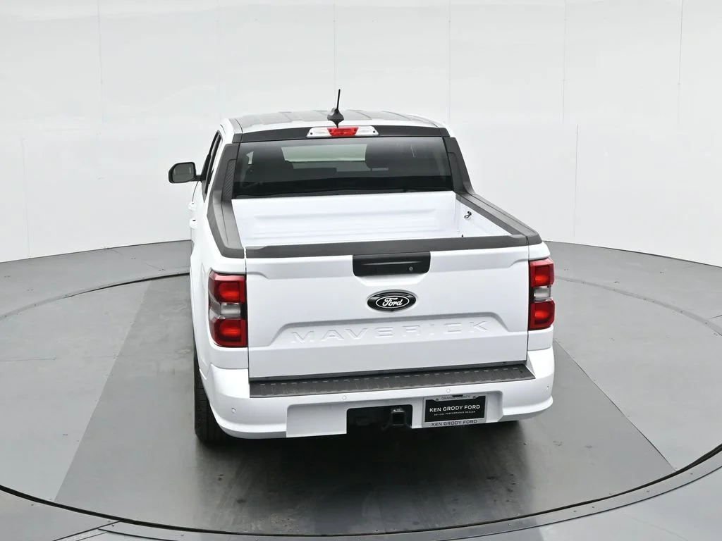 New 2025 White Ford Lobo Standard image 40