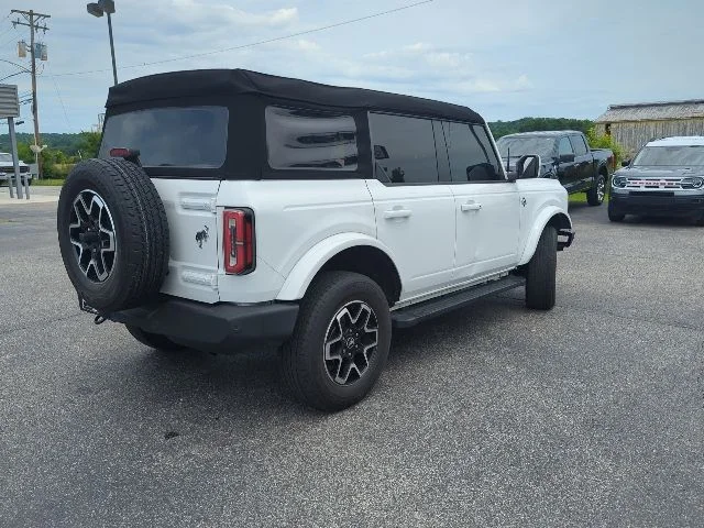 Used 2023 White Ford Outer Banks image 31