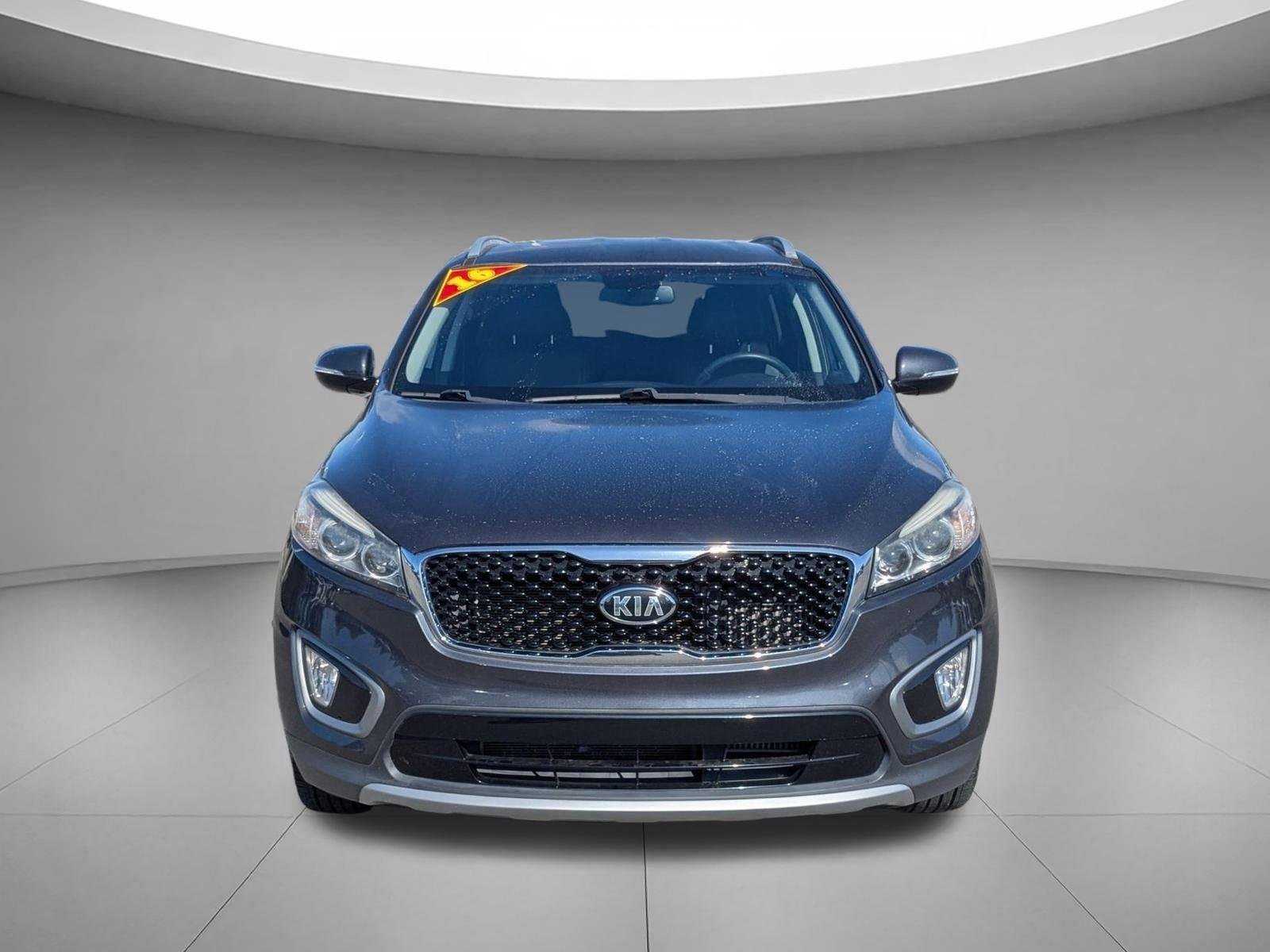 Used 2016 Kia Sorento EX with VIN 5XYPH4A17GG023236 for sale in Goldsboro, NC